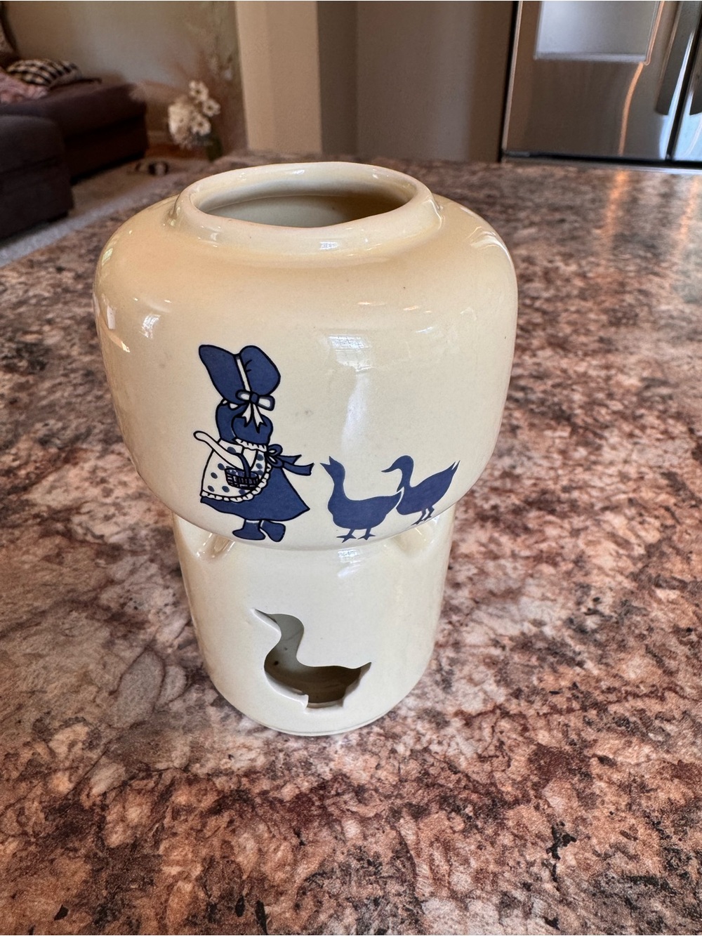 vintage ceramic wax melt / oil warmer